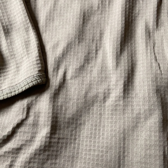 Set of Two Polartec Jackets - Picture 3 of 7